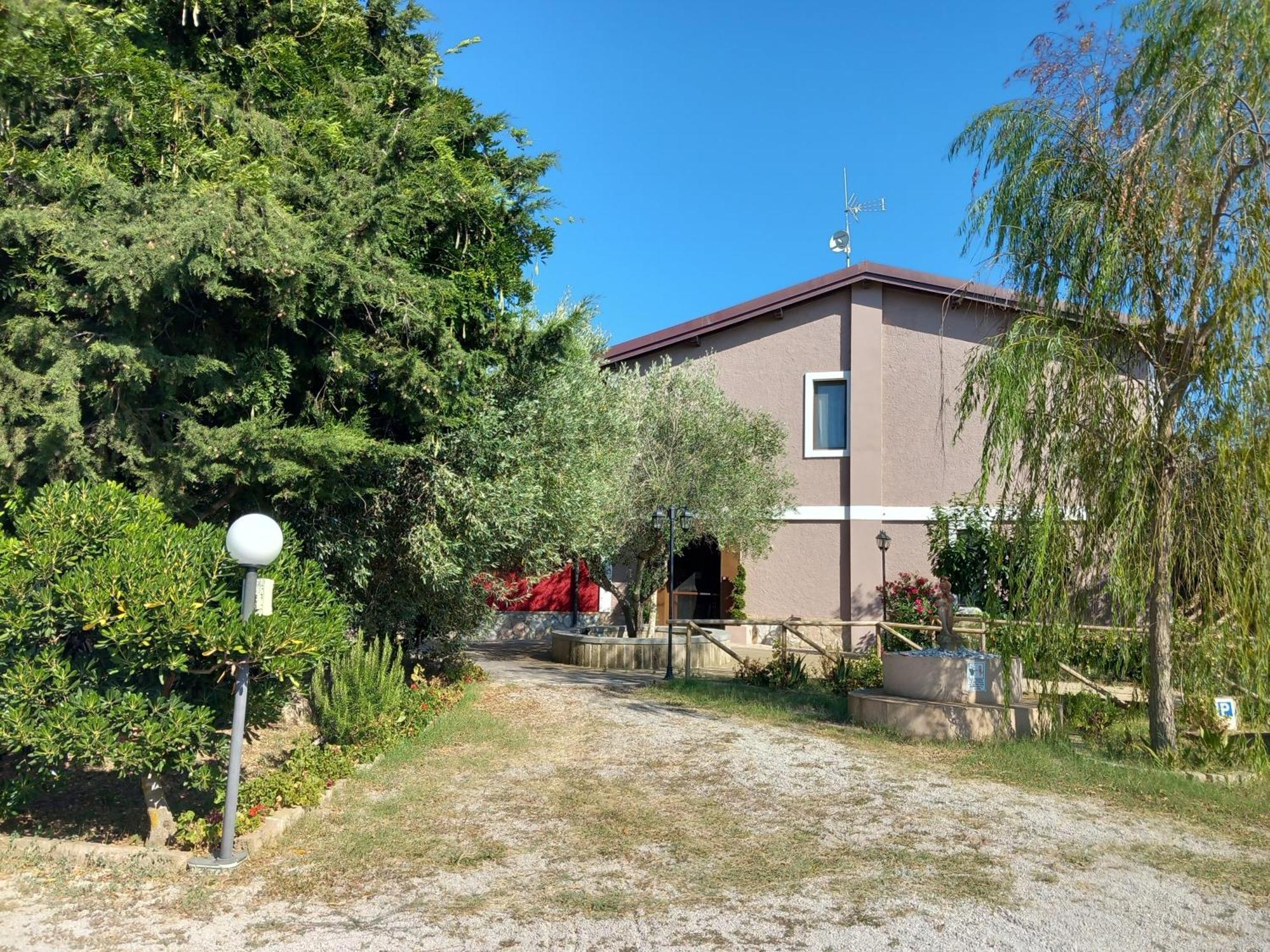 Azienda Agrituristica Le Betulle Riotorto Exteriör bild